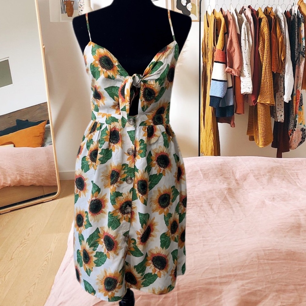 Summer Dress size Small floral 💗